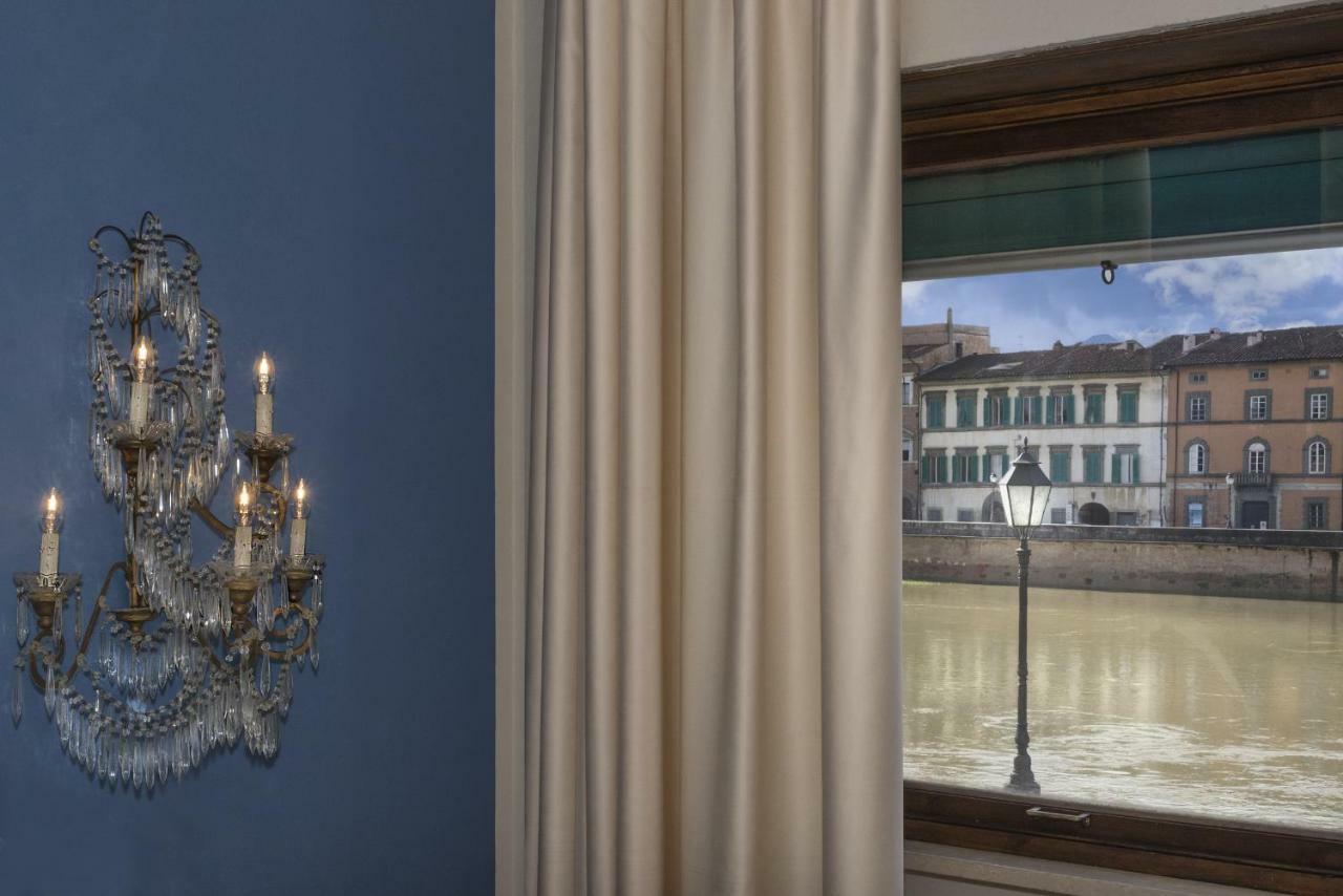 The River Pisa Exterior foto